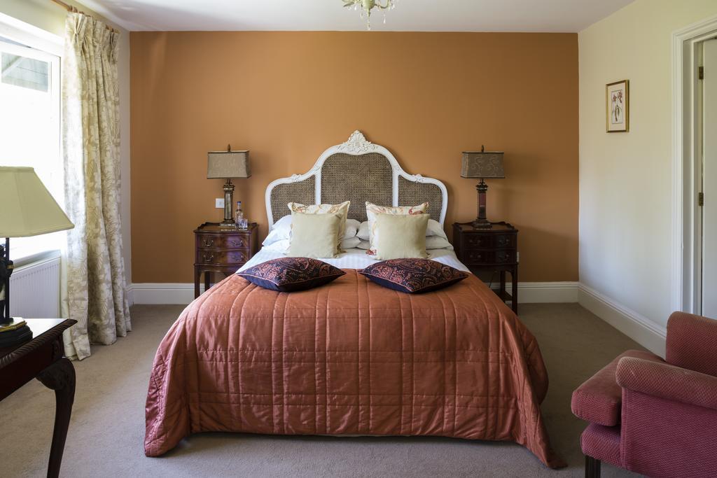 The Lake Country House Hotel & Spa Llangammarch Wells Extérieur photo