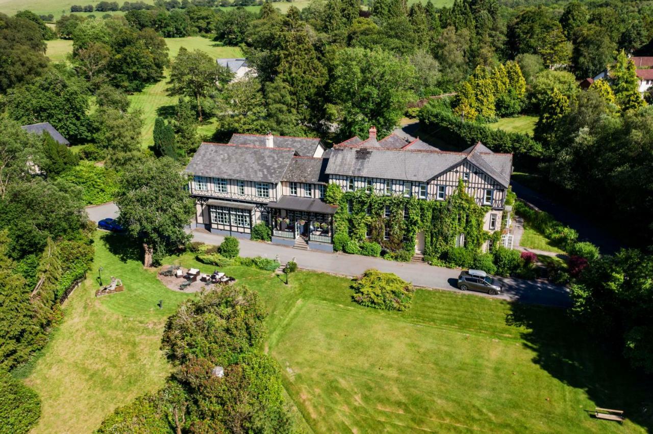 The Lake Country House Hotel & Spa Llangammarch Wells Extérieur photo